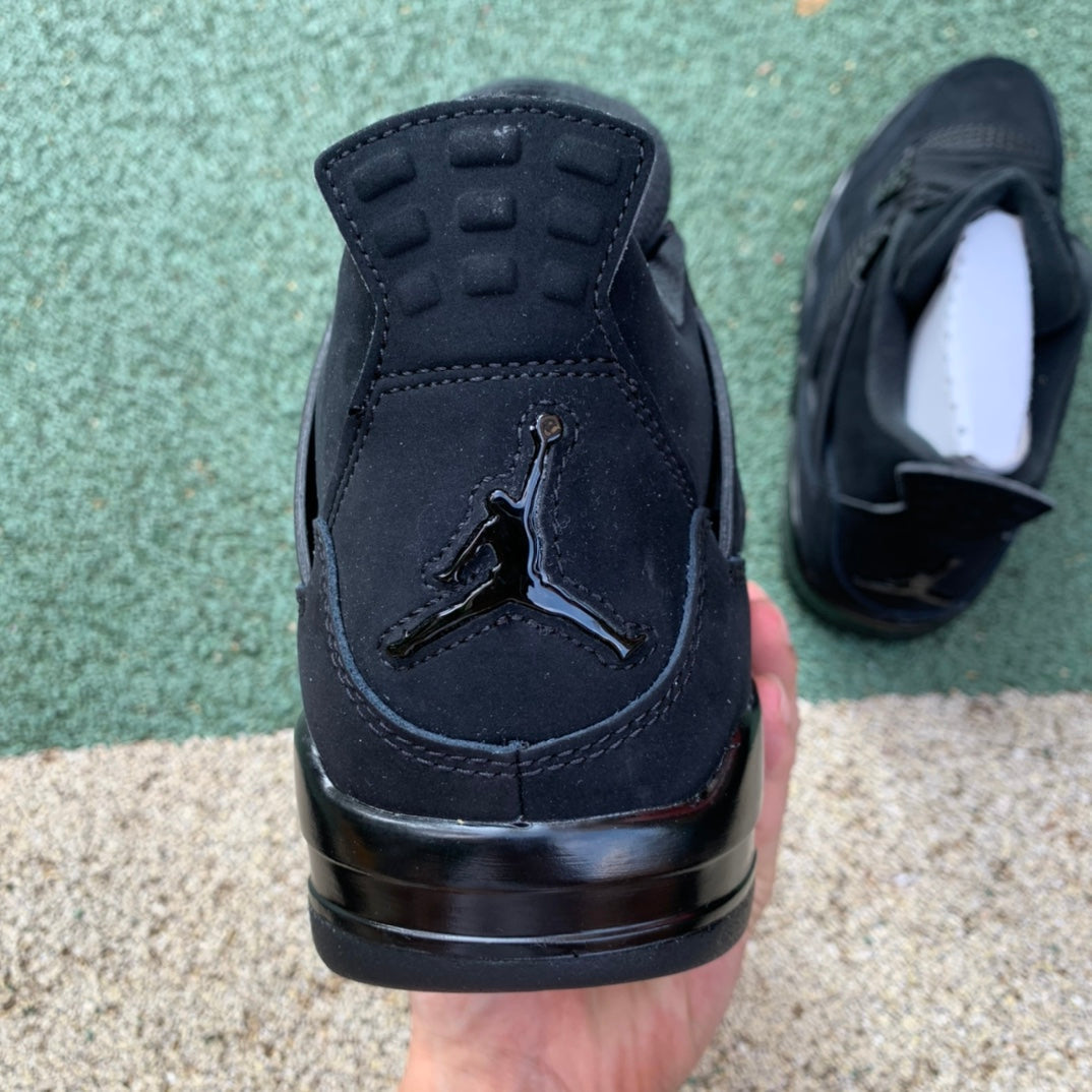 J4 Retro "Black Cats"