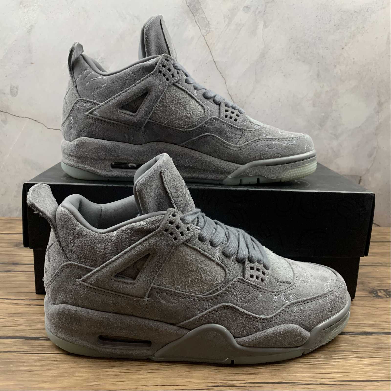 J4 Retro "Kaws"
