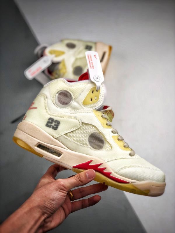 J5 "Retro Sail"