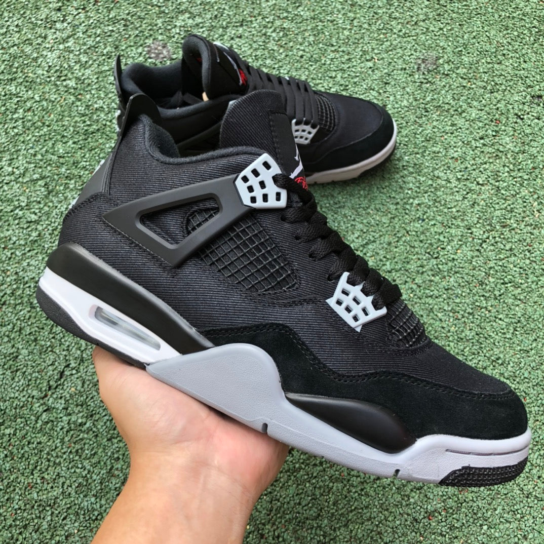 J4 Retro SE "Black Canvas"