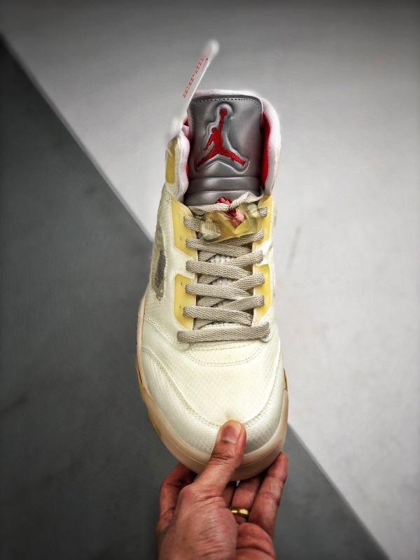 J5 "Retro Sail"