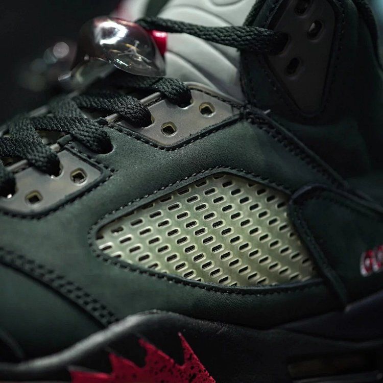 J5 "Gore-Tex Off-Noir"