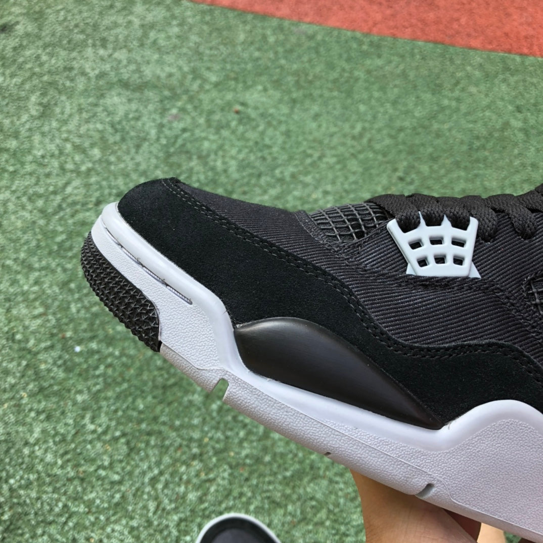 J4 Retro SE "Black Canvas"