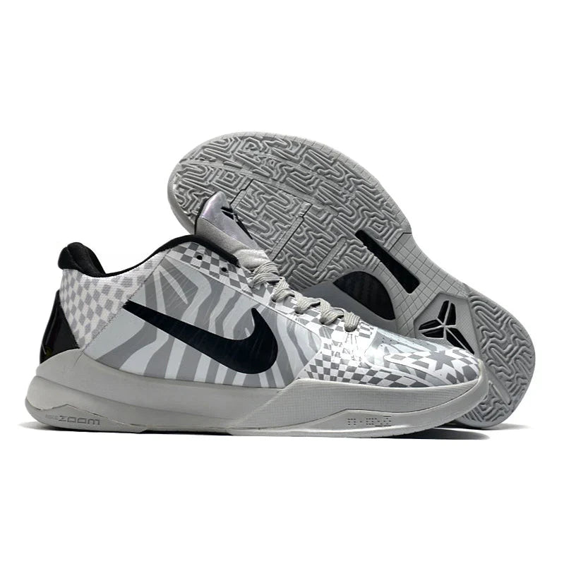 DEMAR DEROZAN PE 5