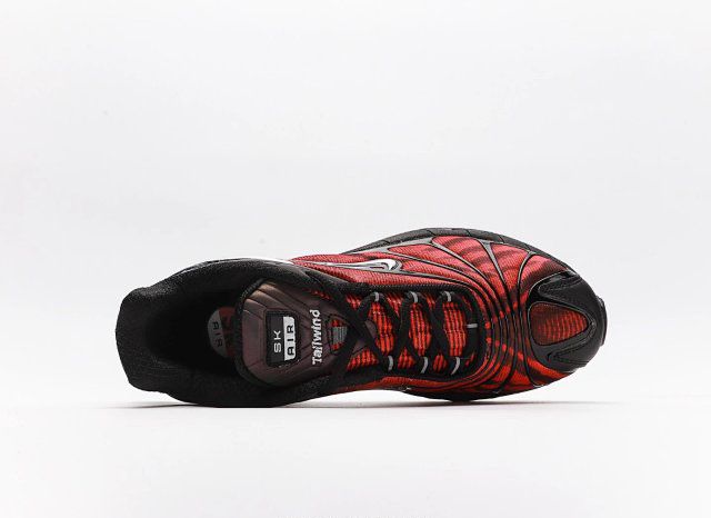 Skep x Tailwind 5 "University Red"