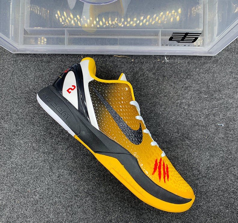 BRUCE LEE CUSTOM 6